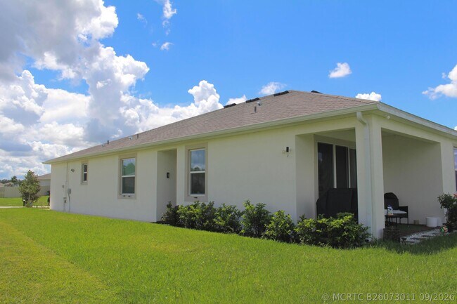 Building Photo - 32697 Rustic Rise Rd