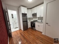 Building Photo - YORK AVENUE