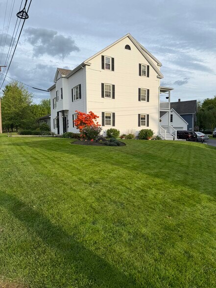 Building Photo - 35 Boston Ave