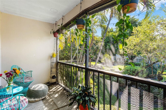 Building Photo - 3111 Oakland Shores Dr