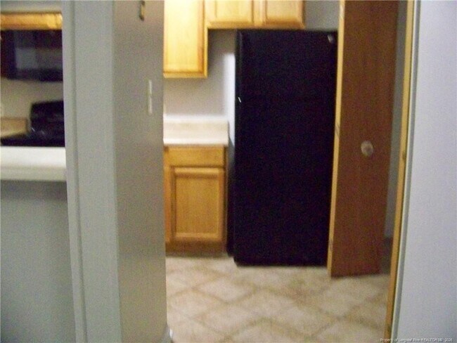 Building Photo - 663 Bartons Landing Pl