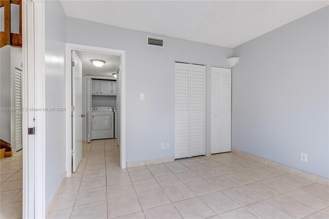 Building Photo - 11237 SW 112th St