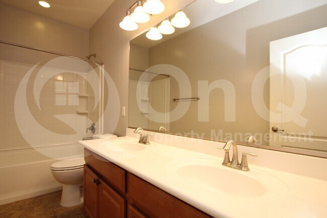 Building Photo - 1161 E Furness Dr