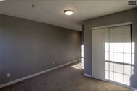 Building Photo - Seib