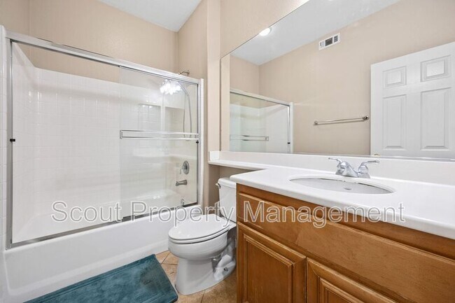 Building Photo - 28851 Springfield Pl