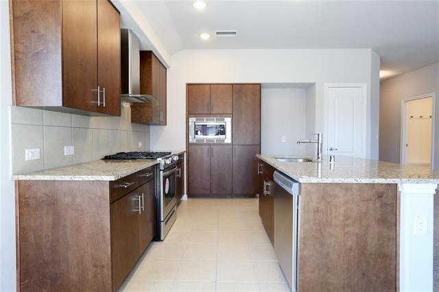 Building Photo - 640 Highberry Dr
