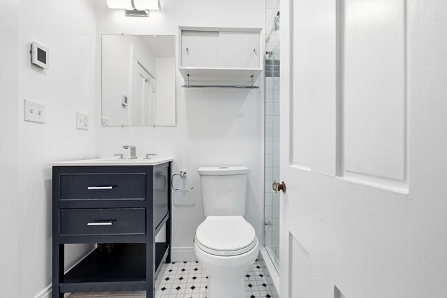 Building Photo - 93 Pinckney St