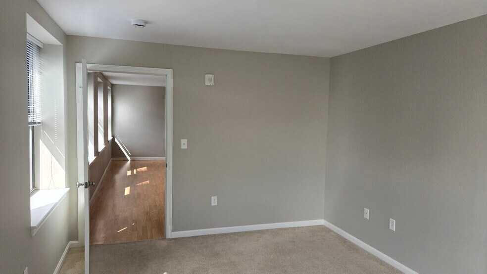 Bedroom 209 - 81 Birch St