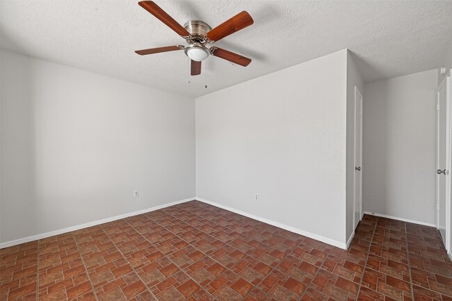 Building Photo - 23107 Bright Star Rd