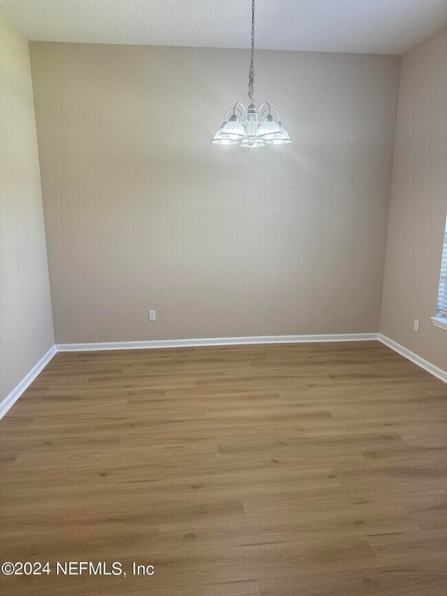 Building Photo - 2016 Spring Meadows Ct