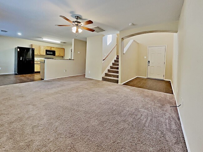 Building Photo - 9211 Shaded Pines Dr