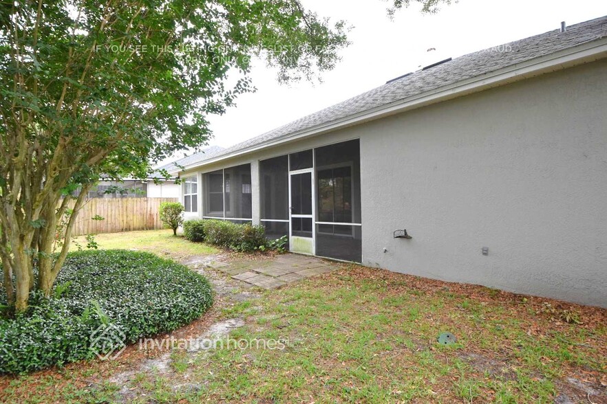 Building Photo - 4843 Lorraine Way