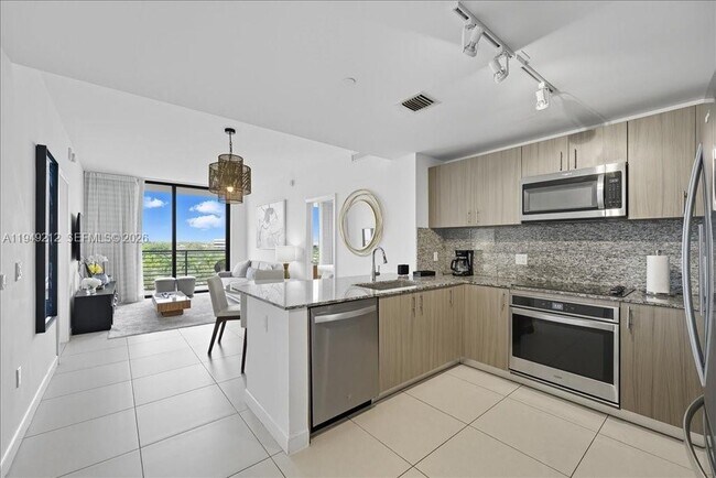 Building Photo - 5350 NW 84th Ave