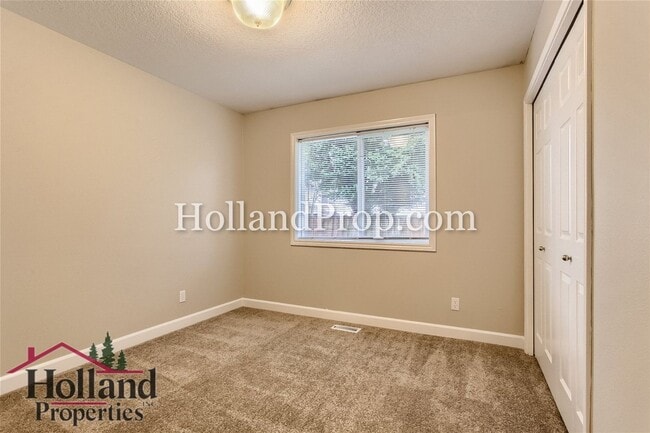 Building Photo - Beautiful Single-Family Home with 2-Car Garage in East Hillsboro!