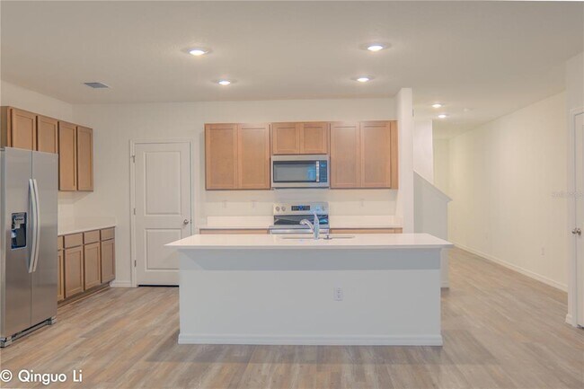 Building Photo - 32463 Weathered Oak Dr