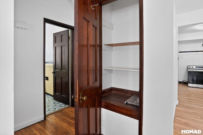 Building Photo - Charming 2BR House in Saint Louis