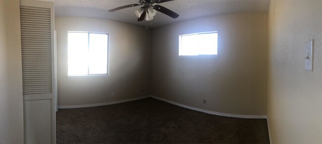 Building Photo - 504 Ridgemont Dr