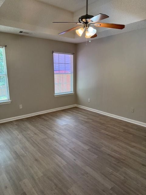 Building Photo - Welcome to this beautiful 3-bedroom, 2-bat...