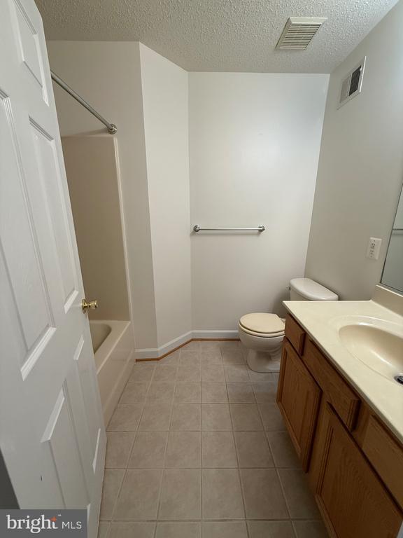 Building Photo - 309 Arlington Dr