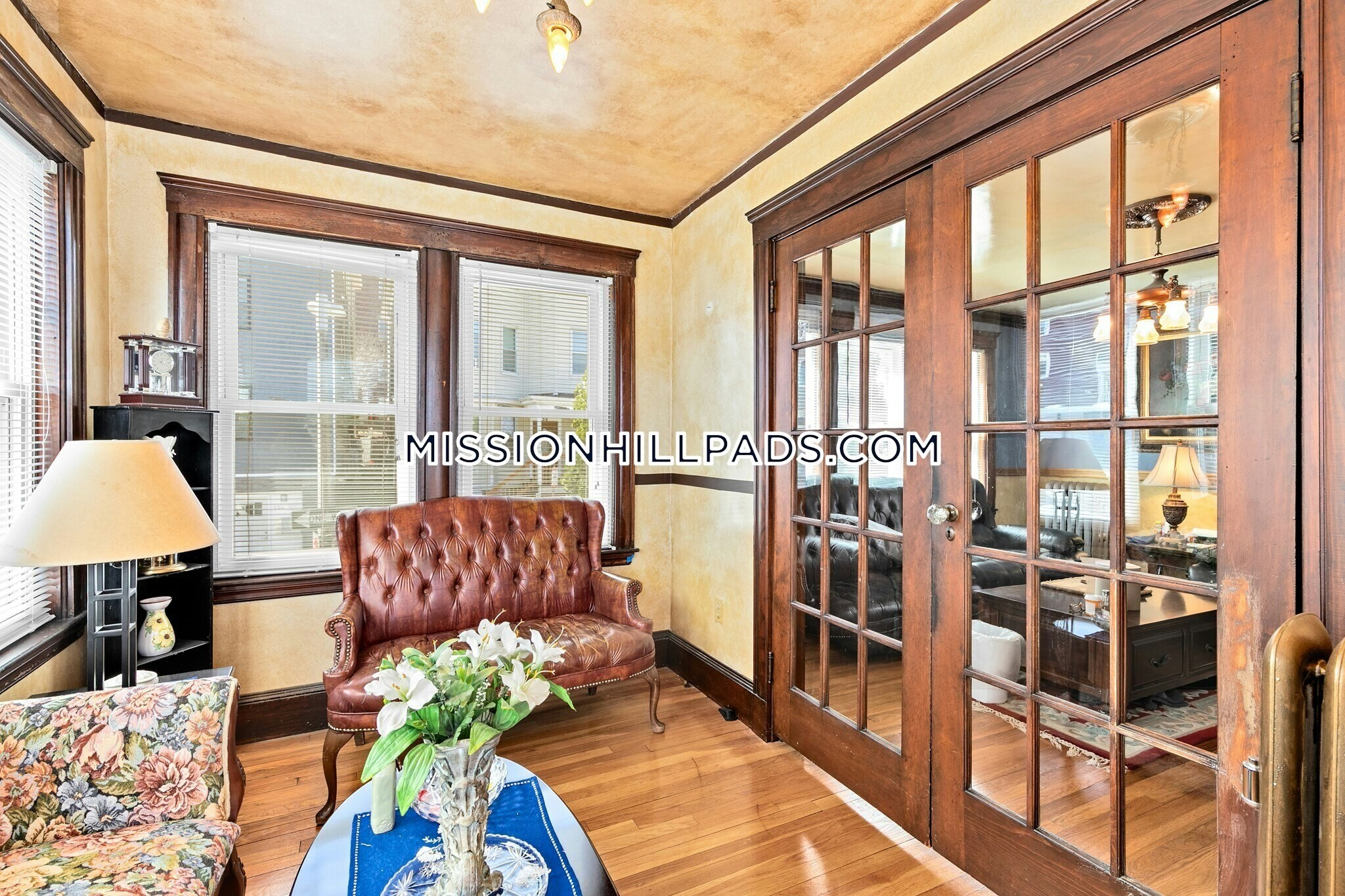 Building Photo - 157 Hillside St