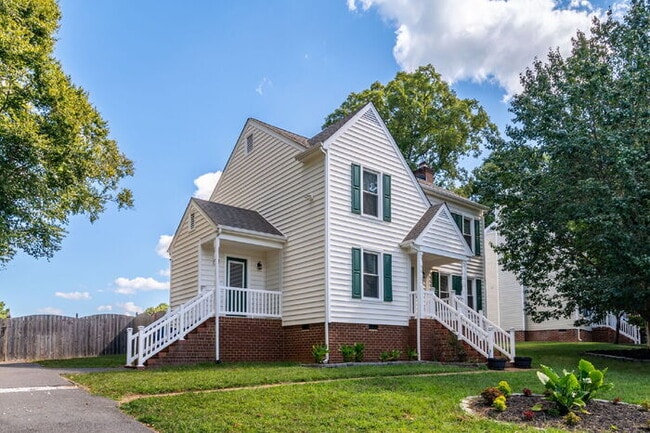 Building Photo - Beautifully Updated Single-Family Home in ...