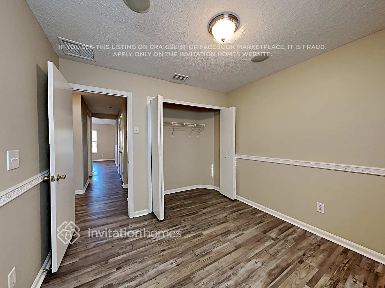 Building Photo - 12390 Deersong Dr