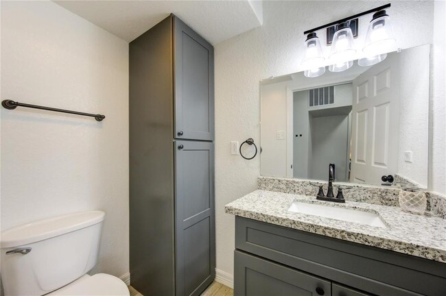 Building Photo - 239 Redfish Dr