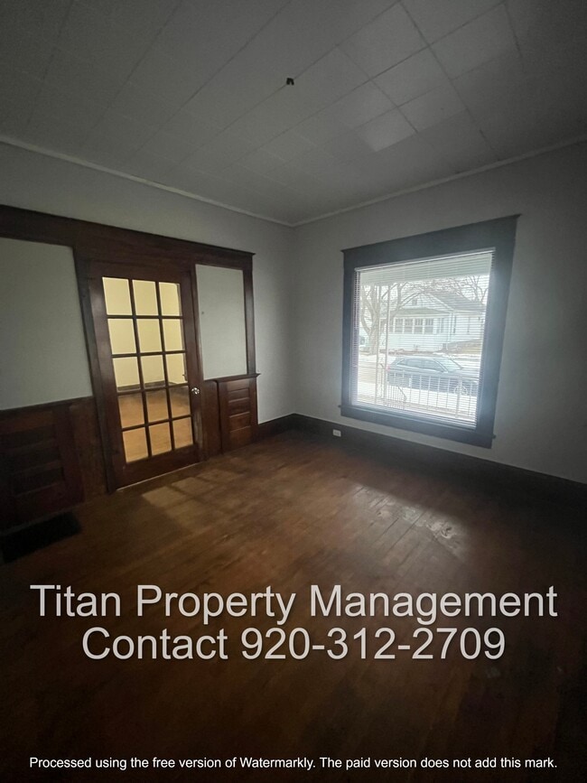 Building Photo - 714 Central St