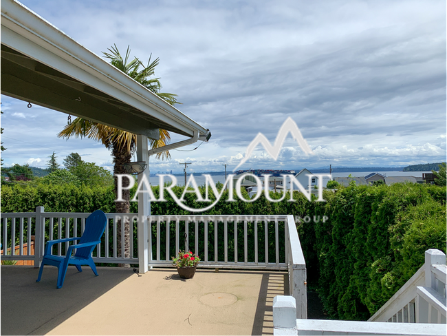 Building Photo - Magnificent Seattle/Water Views in Manches...