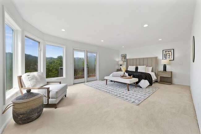 Building Photo - 12637 Star Ridge Ct