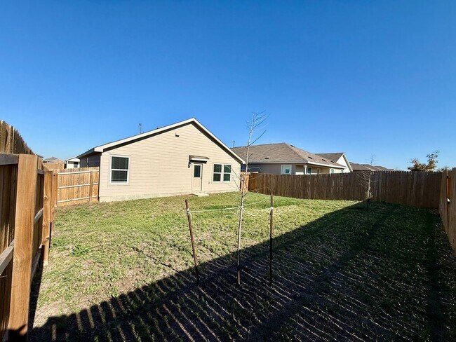Building Photo - 10622 Erinita Way
