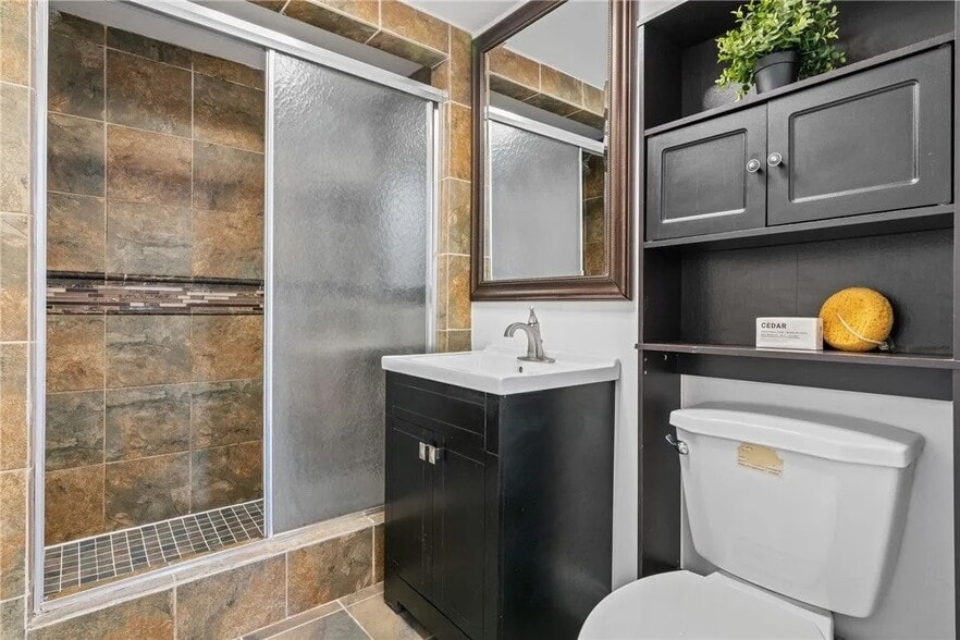 Building Photo - 3817 Howley St