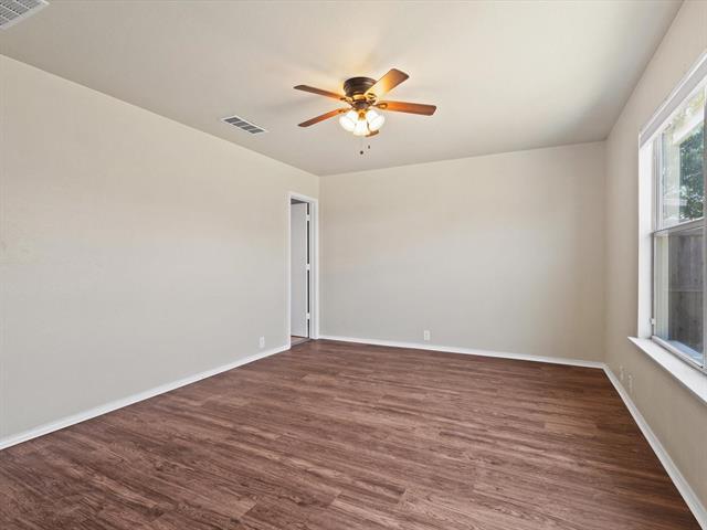 Building Photo - 1300 Mallard Dr