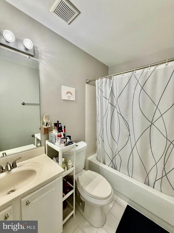 Building Photo - 18825 Sparkling Water Dr