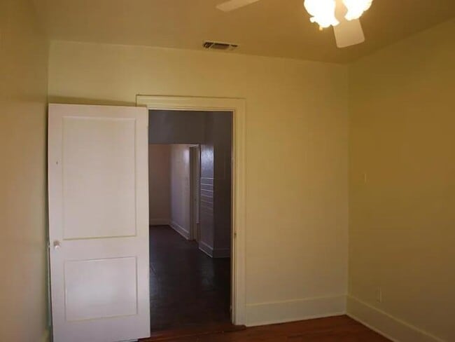 Building Photo - 4722 Depew Ave