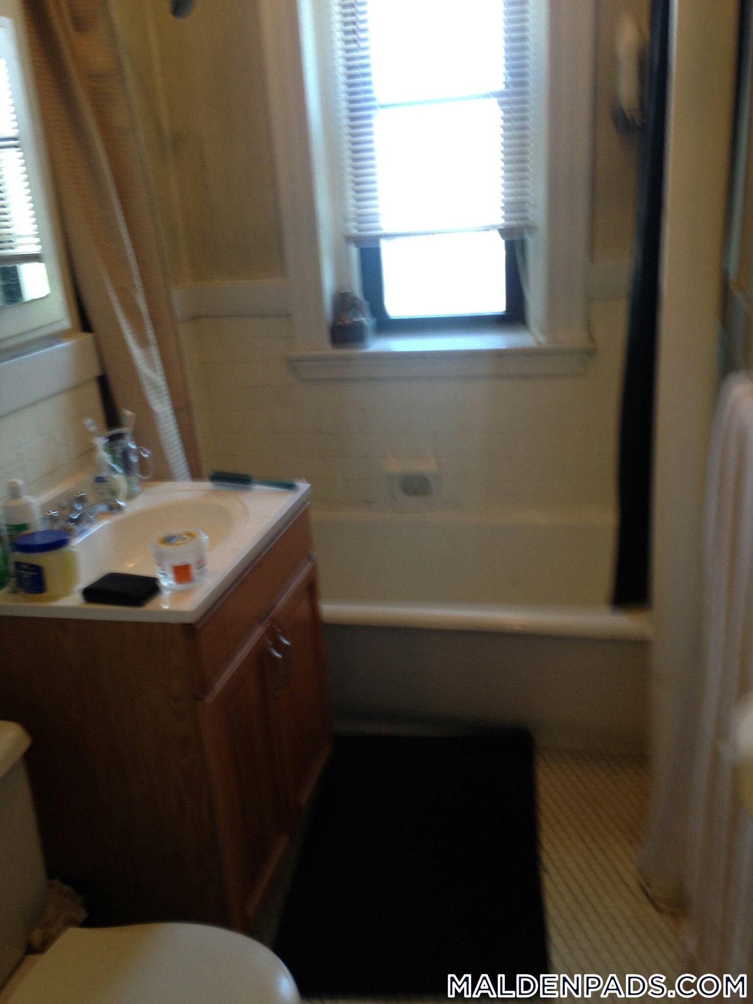 Building Photo - 17-19 Washington St.