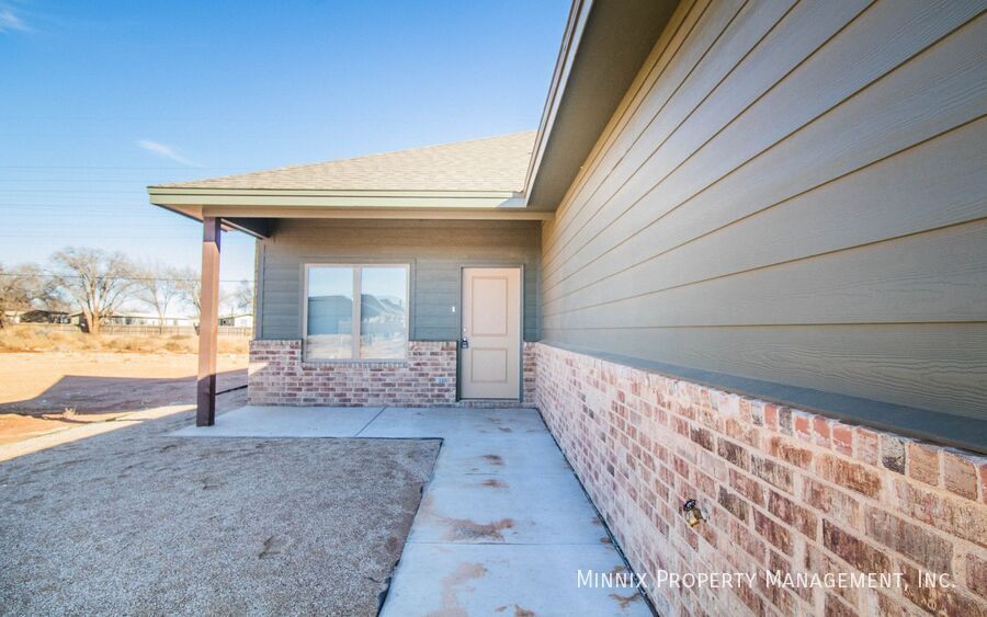 Building Photo - 2401 Quitman Ave