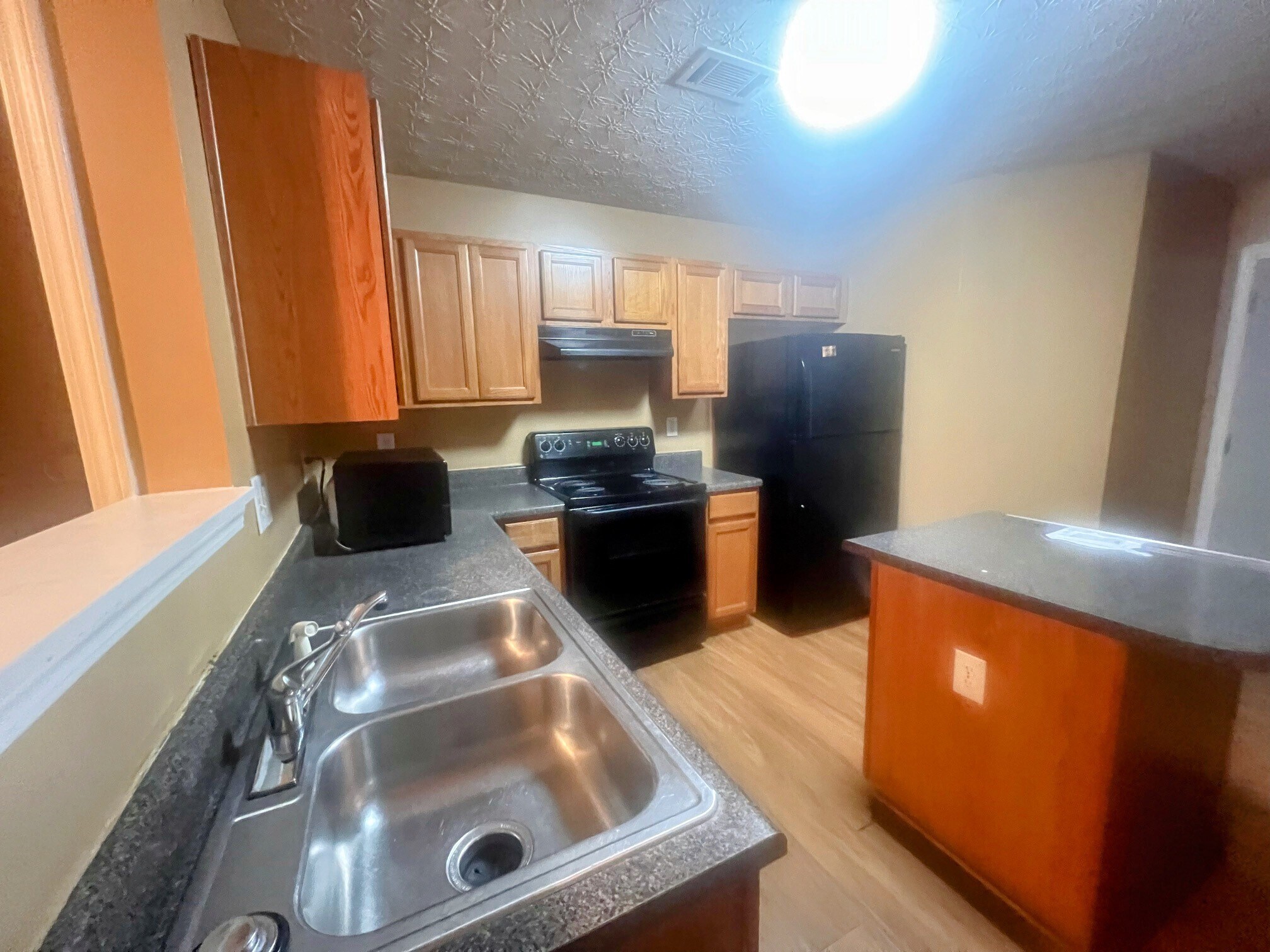 Building Photo - 2970 Vining Ridge Ln