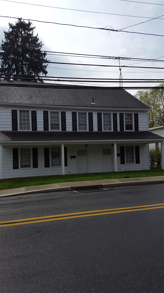 128 W Frederick St 128 W Frederick St Millersville PA 17551