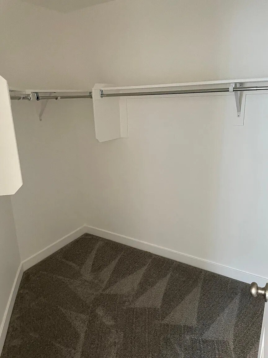 Building Photo - 15122 S Wild Horse Way