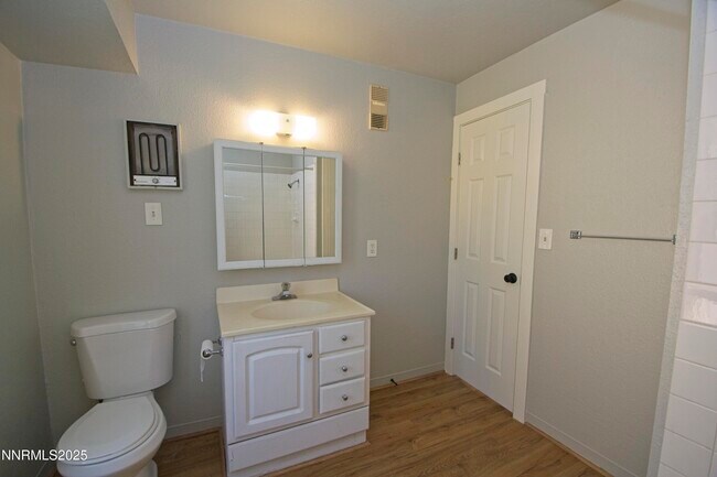 Building Photo - 3949 Clear Acre Ln