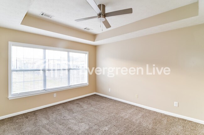 Building Photo - 3925 Claiborne Cir