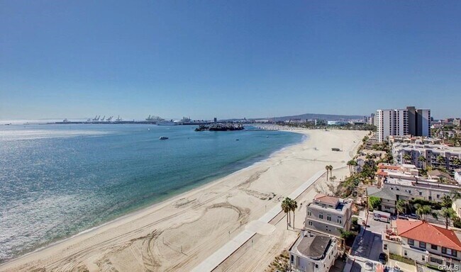 Building Photo - 1750 E Ocean Blvd