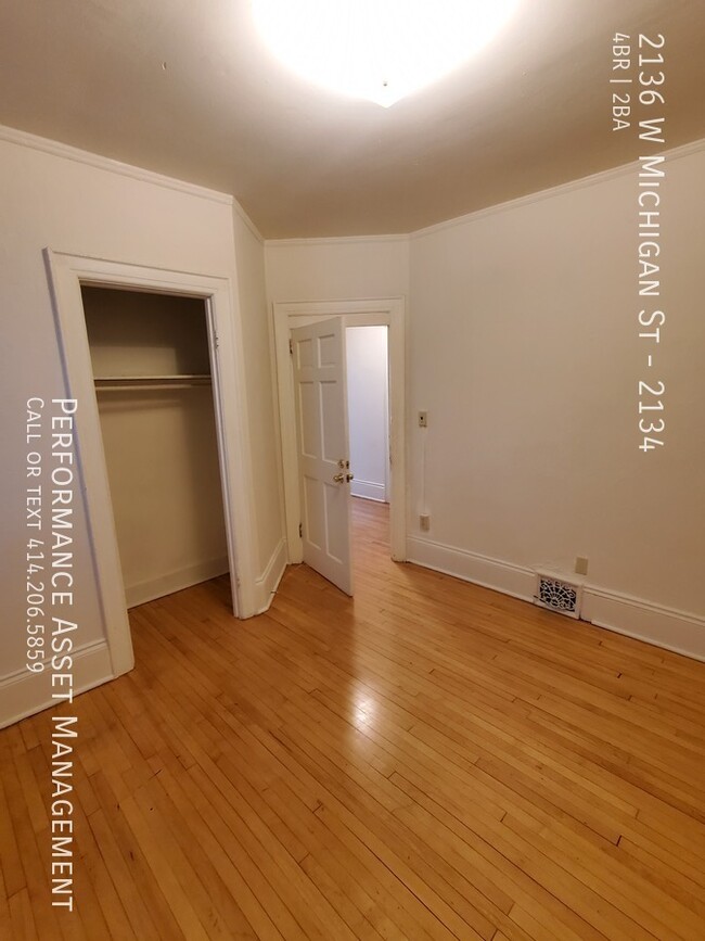 Building Photo - 2136 W Michigan St