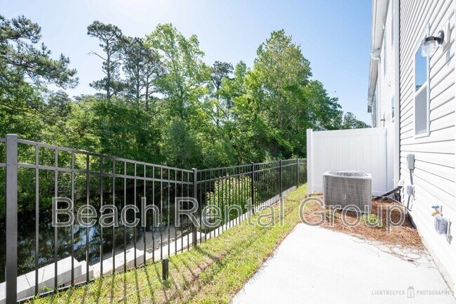Building Photo - 209 Banbury Ln
