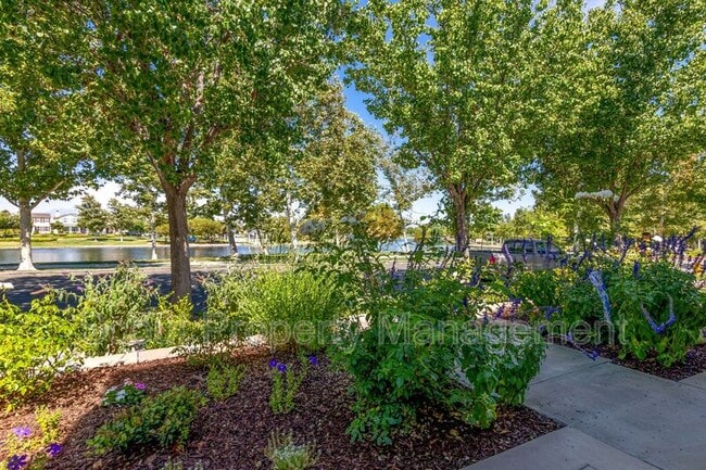 Building Photo - 40149 Balboa Dr