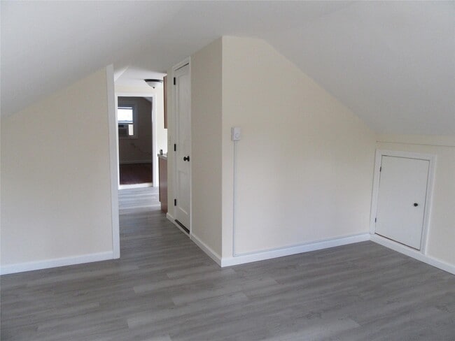 Building Photo - 2135 NY-94