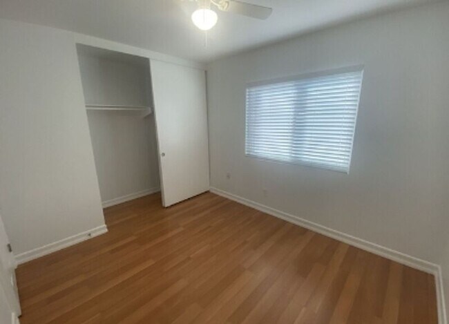 Building Photo - 7847 Bacadi Dr