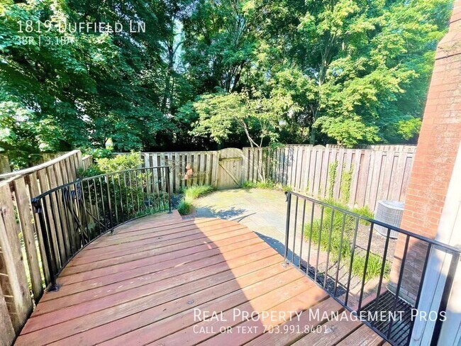 Building Photo - 1819 Duffield Ln