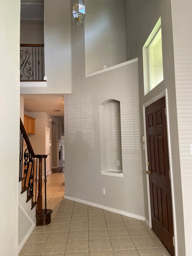 Building Photo - 11753 Ficus Dr